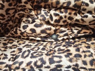 Chaqueta pluma leopardo