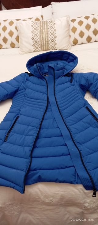 Plumas muy bonito,  azul, talla 38.