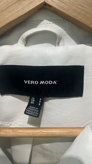 Chaqueta Blanca vero moda