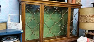 Vitrina con 2 baldas