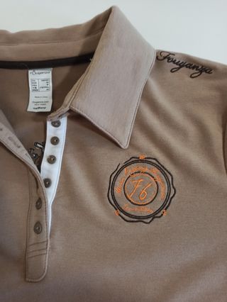 Polo de Equitación: DECATHLON.