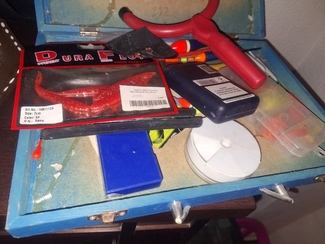 Lote de 2 Cañas de pescar con asesorios