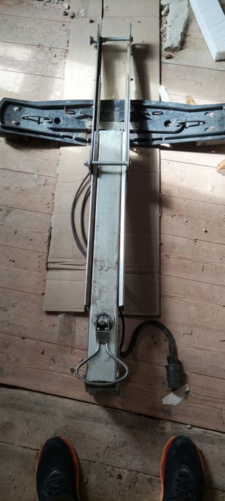 Remolque suspendido de perros.