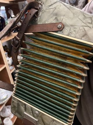 Acordeon en buen estado