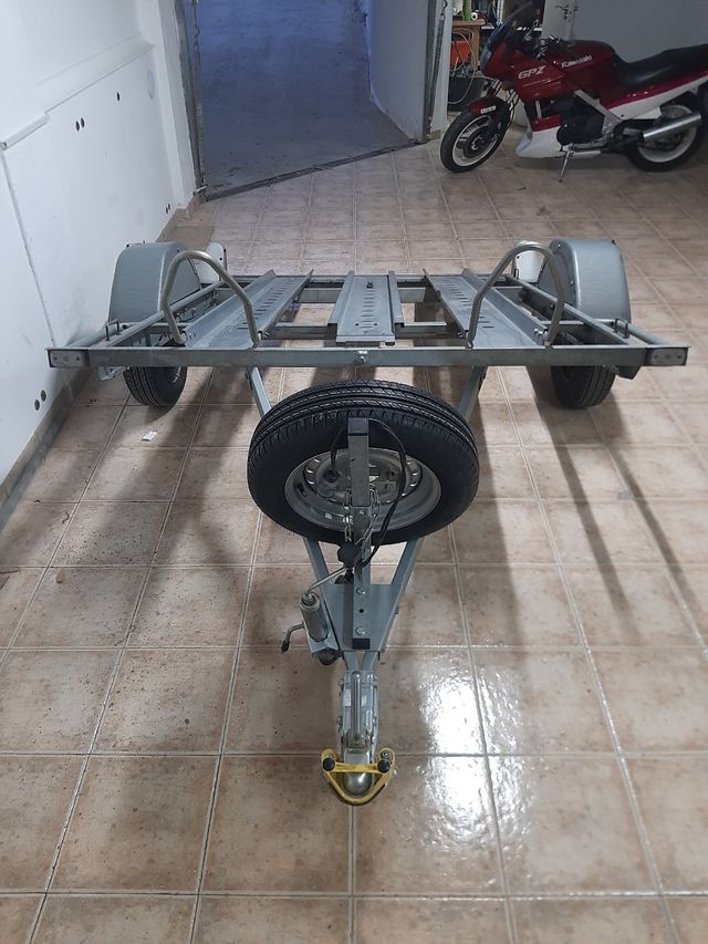 Alquiler remolque motos