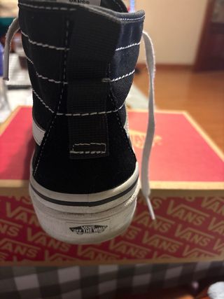 Zapatillas unixes Vans de bota