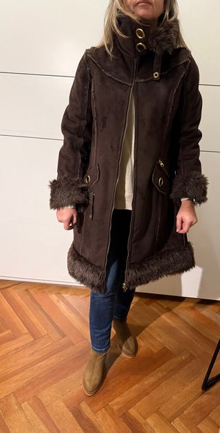 ABRIGO ANTELINA PIEL VUELTA (Talla 38)