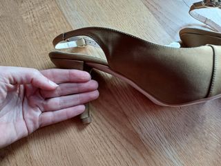 Zapato de tacón talla 39