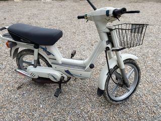 VESPINO F9