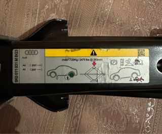 Gato elevador tijera original Audi a estrenar