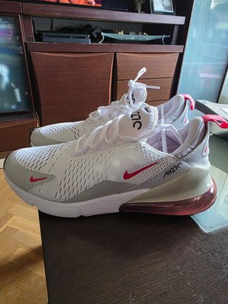 Nike Air Max 270 Blanco Rojo 46 de segunda mano por 40 EUR en Leganés en  WALLAPOP