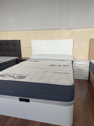 Liquidación en CANAPES y COLCHONES!