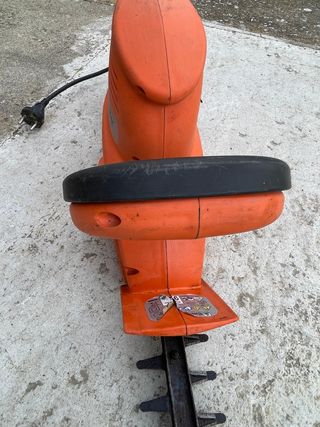 Cortasetos oleomac