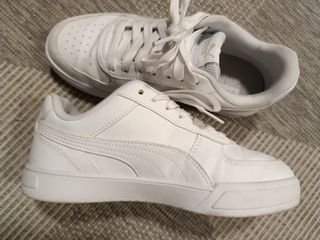 Tenis blacos PUMA talla 37