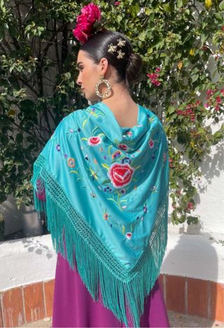 Mantoncillo azul turquesa flor