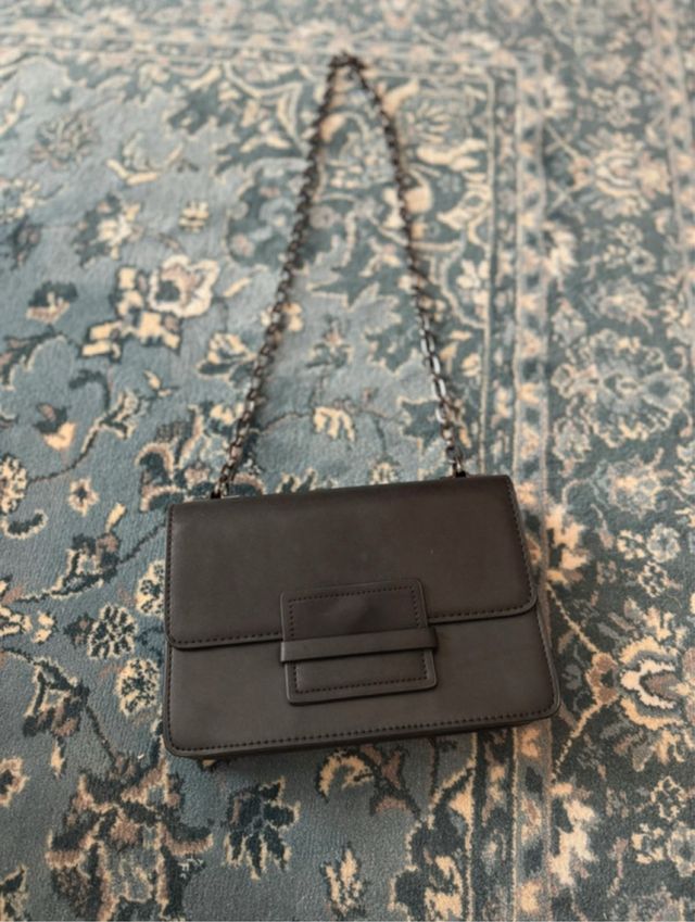 Bolso negro Mango
