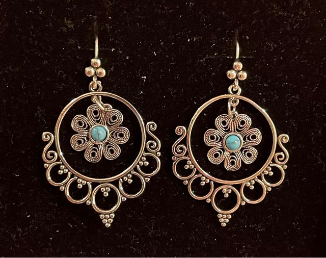 Pendientes bohemios círculos con flor