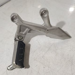 Estribera izquierda Honda CBR 500 R 2021