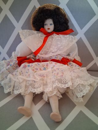 Bambola di porcellana