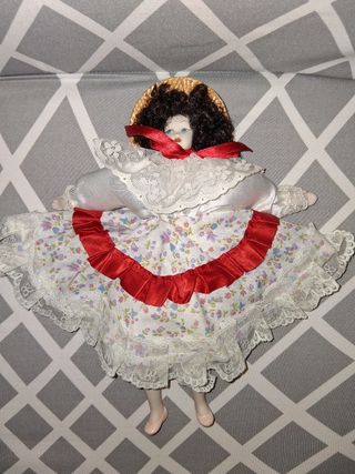 Bambola di porcellana