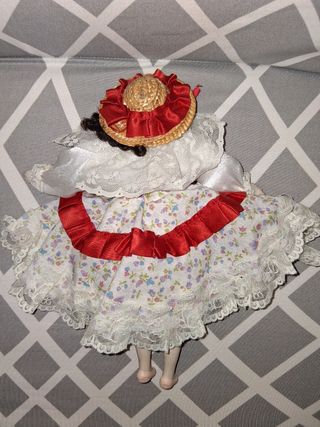 Bambola di porcellana