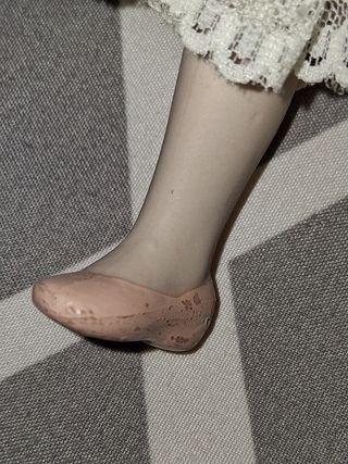 Bambola di porcellana