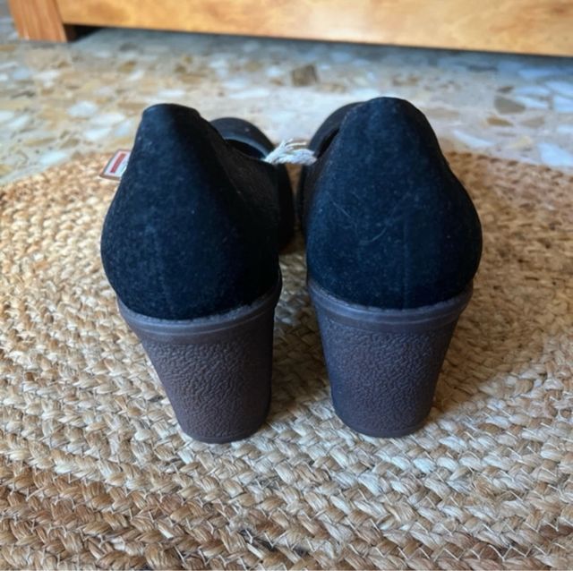 Zapatos salón serraje