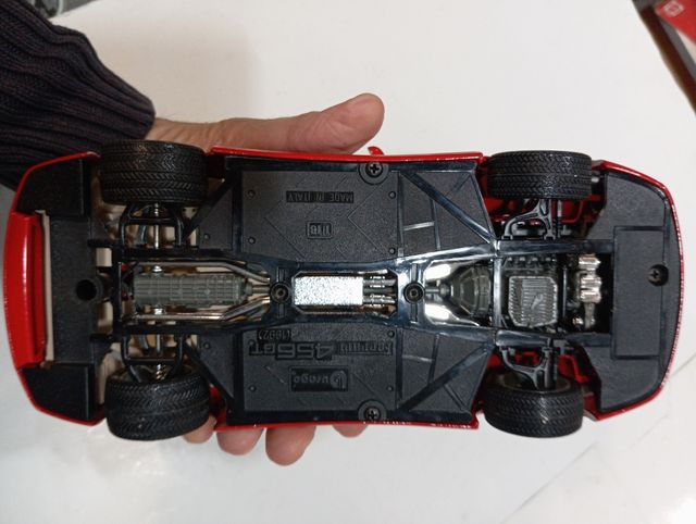 Ferrari 456 GT de 1992. escala 1 18