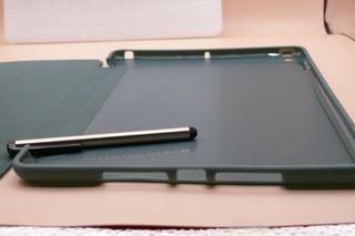 Capa compatível com Ipad 10.2