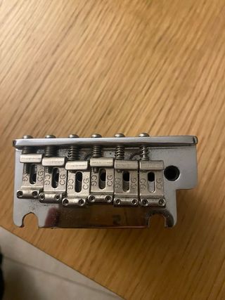 Tremolo american deluxe zurdo