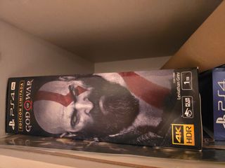 PS4 PRO ed. God of War