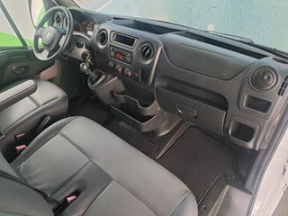 RENAULT MASTER 2.3 DCI 130 CV DOBLE CABINA 7 PLAZAS CON GRUA