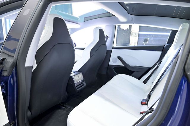 Tesla Model 3   Performance AWD Highland