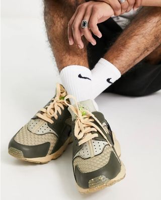 Zapatilla Nike Huarache Crater Premium Cargo Khaki