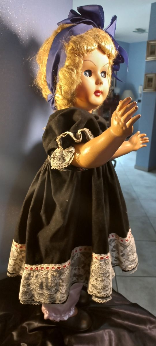 Bambola anni'40 '50 h68 cm.