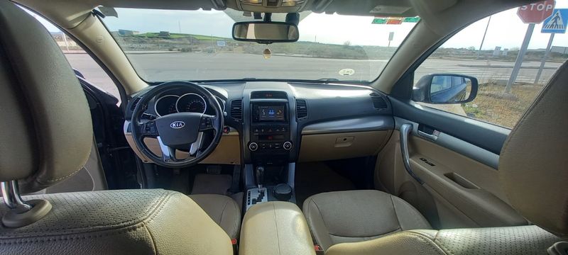 KIA Sorento 2010 - foto 1
