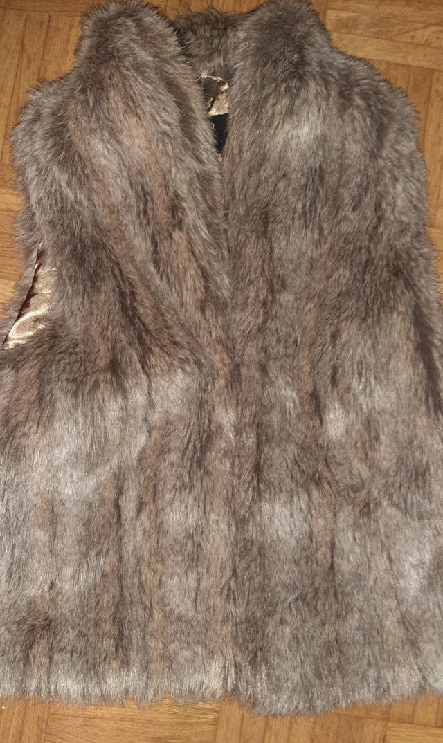 CHALECO PELO TALLA L. NUEVO!