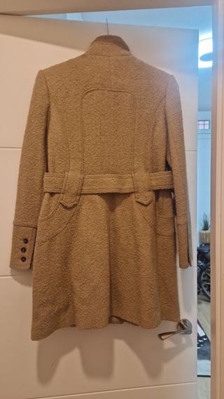 Abrigo dw entretienpo Zara
