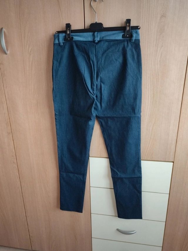 Pantaloni primaverili Rebeka Ross