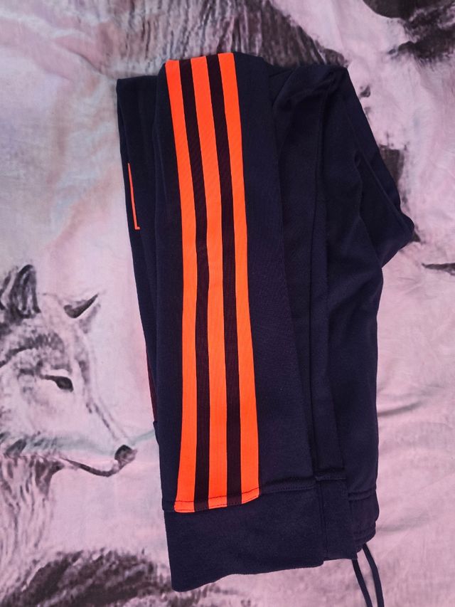 Pantalón chándal Adidas 