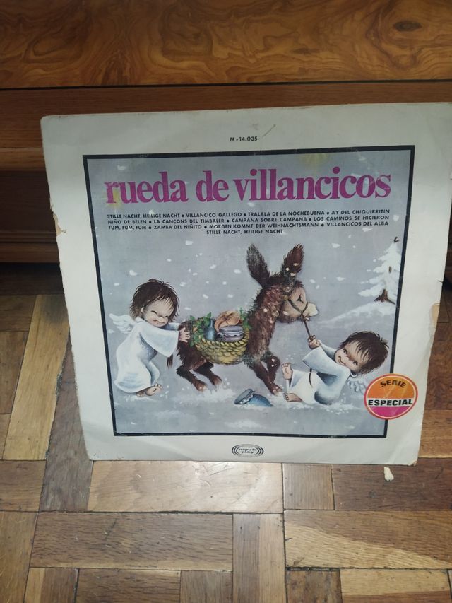 Libro del periódico español antiguo año58