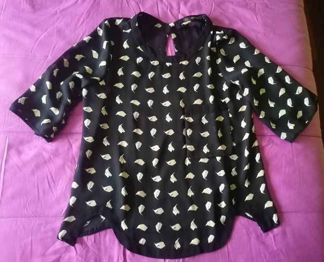 Blusa hojas M Zara