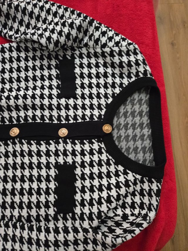 Conjunto precioso de entre tiempo.