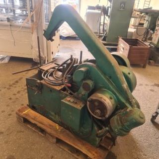 VENDO Sierra de Cinta motorizada.