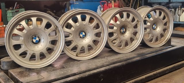 LLANTAS BMW 15"