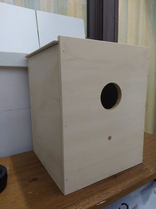 Nido x grandi pappagalli in legno.