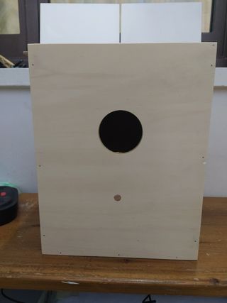 Nido x grandi pappagalli in legno.