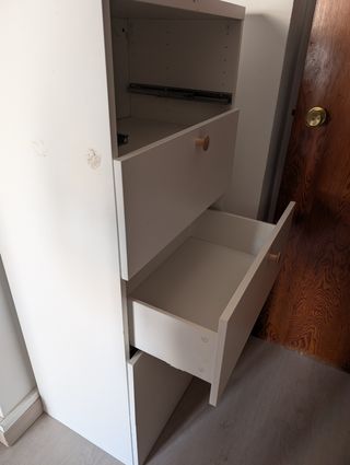 Mueble besta con 5 cajones