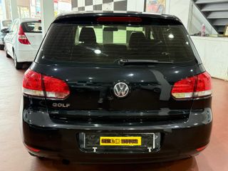Volkswagen Golf VI 1.6 TDi 2010