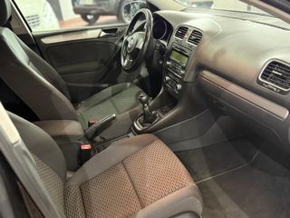 Volkswagen Golf VI 1.6 TDi 2010
